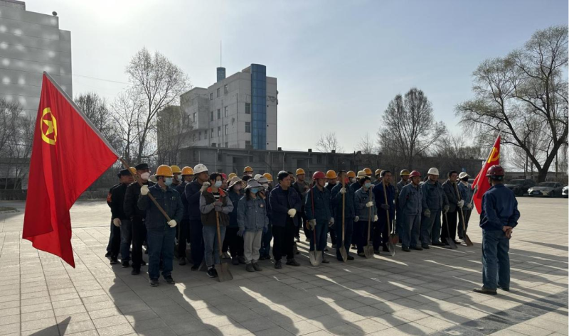 物產(chǎn)工投公司基層黨支部和公司團(tuán)支部聯(lián)合開(kāi)展&ldquo;共筑家園 正植有你&rdquo;主題黨日、團(tuán)日活動(dòng)