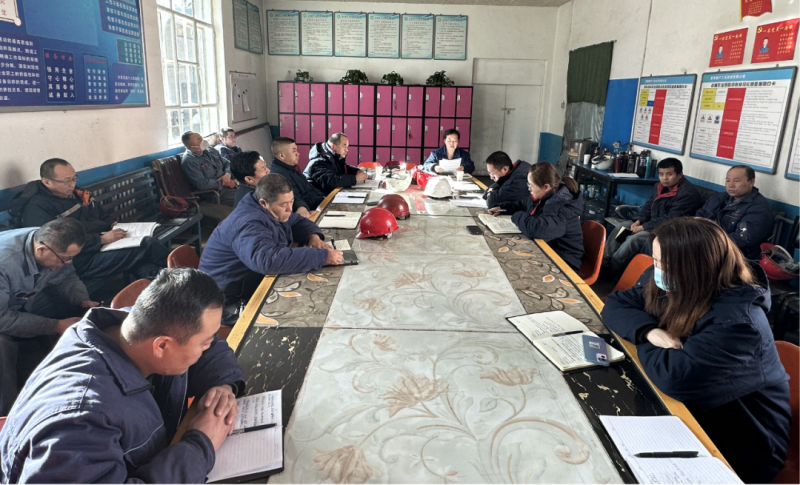 對(duì)標(biāo)對(duì)表新要求 主動(dòng)作為抓落實(shí)&mdash;&mdash;物產(chǎn)工投公司紀(jì)委召開(kāi)學(xué)習(xí)貫徹中紀(jì)委、省紀(jì)委二次全會(huì)精神專題會(huì)議暨節(jié)前廉政教育警示會(huì)