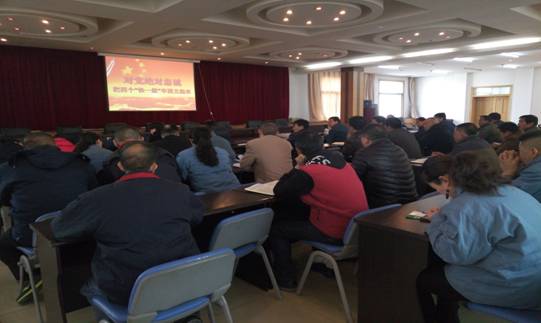 堅定信念 對黨忠誠，融會貫通 學(xué)以致用