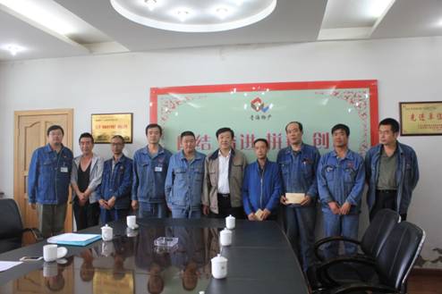 青海物產(chǎn)集團(tuán)黨委開展慶祝建黨95周年，走訪慰問